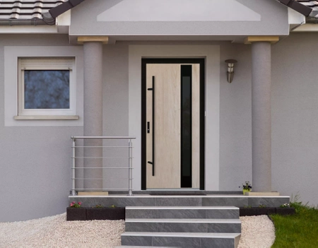Drzwi zewnętrzne wejściowe 82 mm stalowe z czarną ramą aluminiową DS82 przeszklone z czarnymi okuciami antracyt db703 Program Czyste Powietrze M34